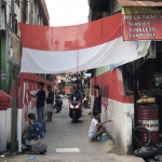 6FD4DC30-EDF3-4D38-82DB-38112BA87210 Warga Gang Mosi 1 rt 21 & 22 percantik lingkungan dengan mural.