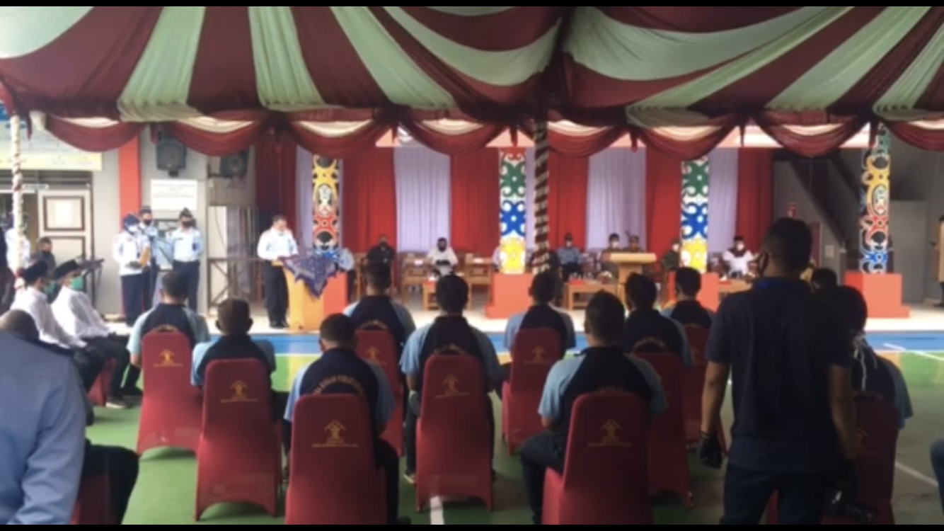 F3C9D335-8C7C-4E34-A680-33FED8DD3FD5