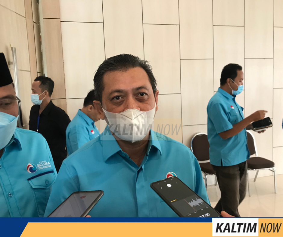 Hadi Mulyadi, saat diwawancarai oleh awak media
