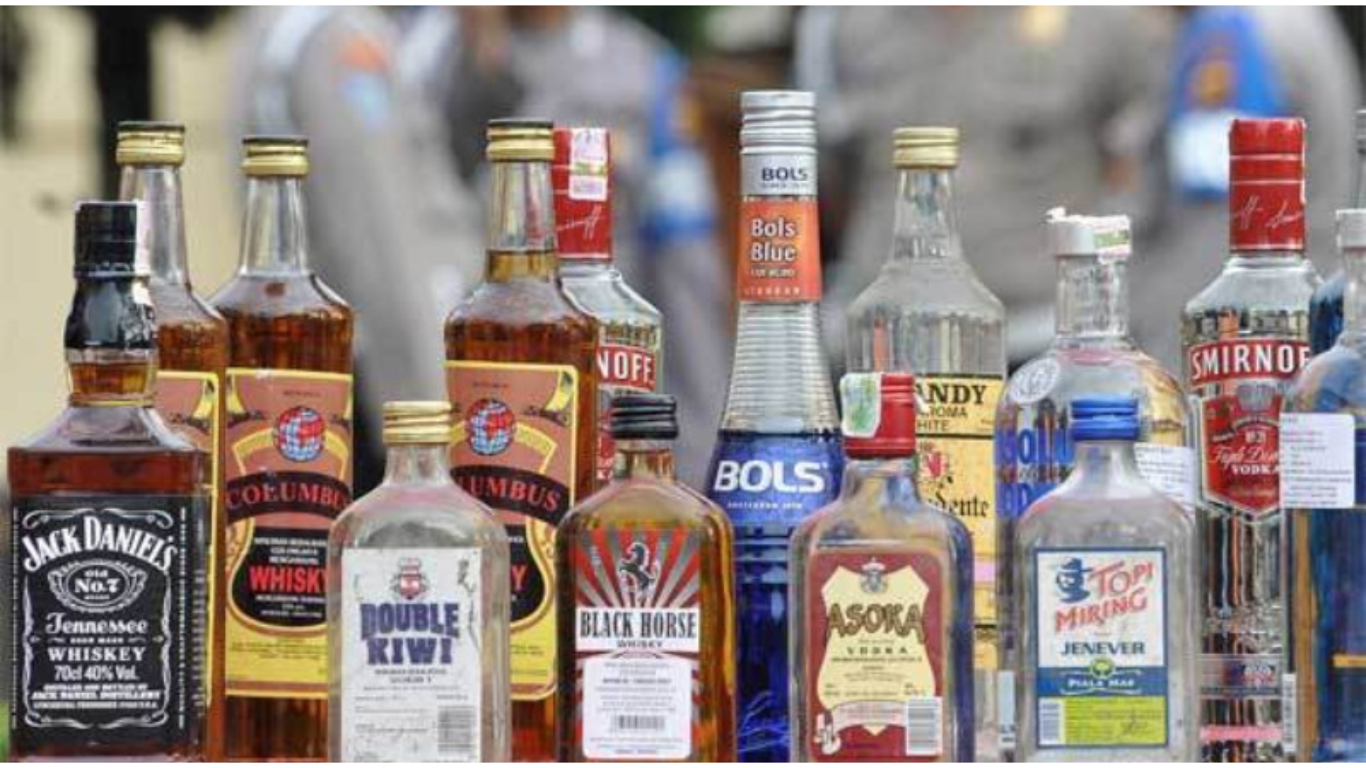 Ilustrasi Minuman Keras (Miras). Ilustrasi Minuman Keras (Miras).