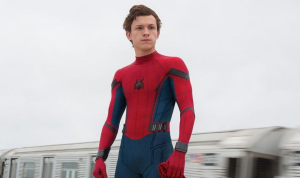 Tom Holland saat memerankan super hero Spider-Man. Sumber foto : Istimewa Tom Holland saat memerankan super hero Spider-Man. Sumber foto : Istimewa