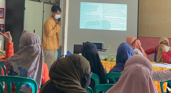 Format Upload Foto Web Foto : KKN 48 Unmul Presentasikan Pentingnya Pola Hidup Sehat. Sumber foto ; KKN 48 Unmul.