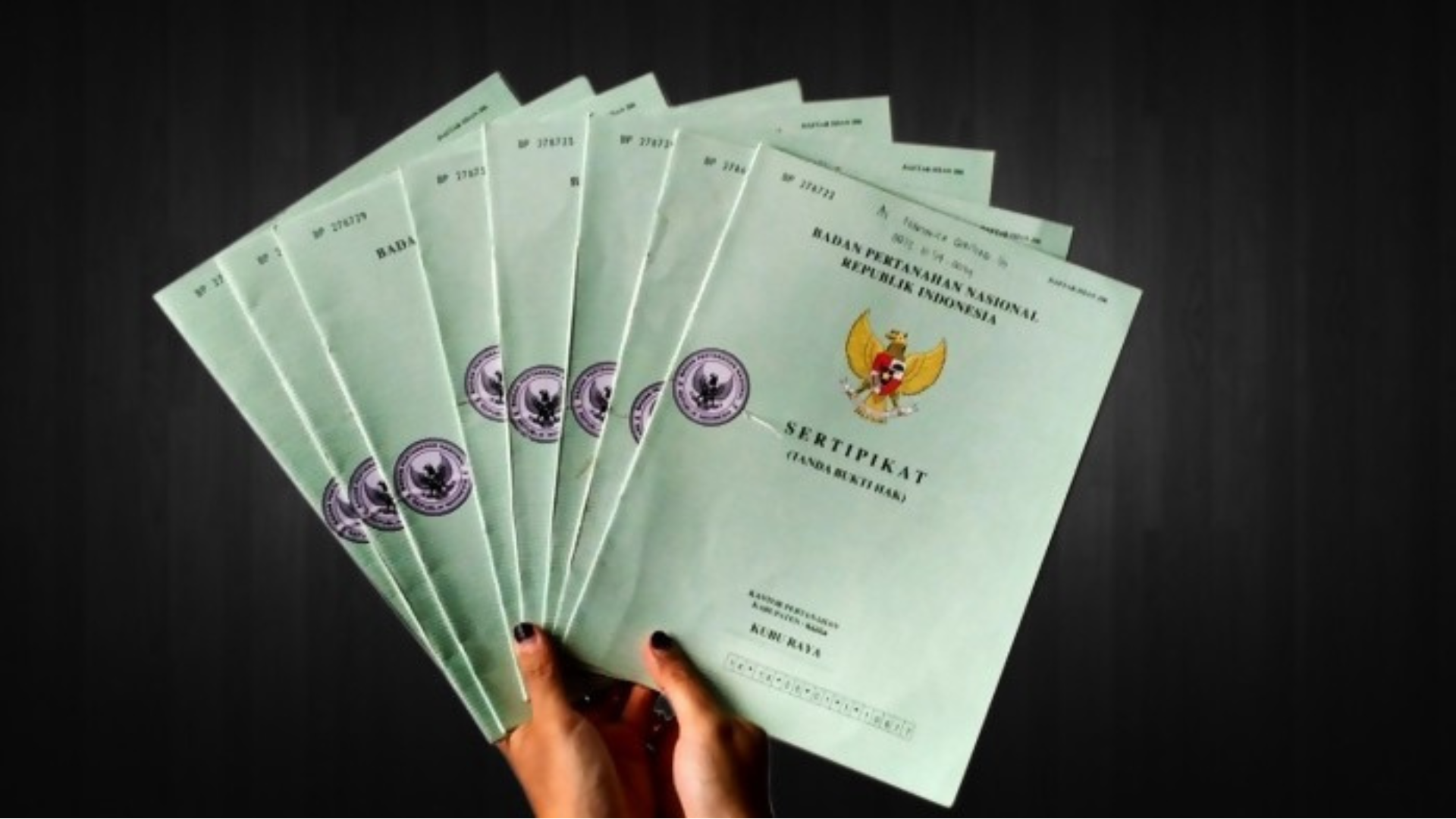 Foto : Ilustrasi Sertifikat Tanah. Sumber Foto : Istimewa.