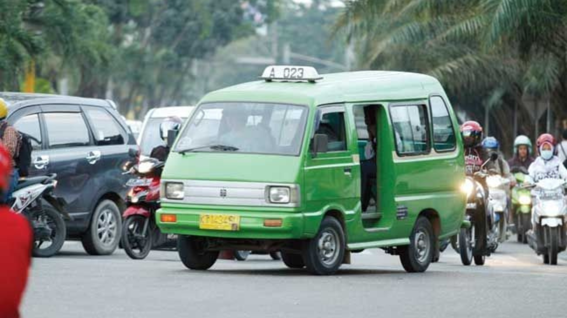 Foto : Angkot. Sumber Foto : Istimewa.