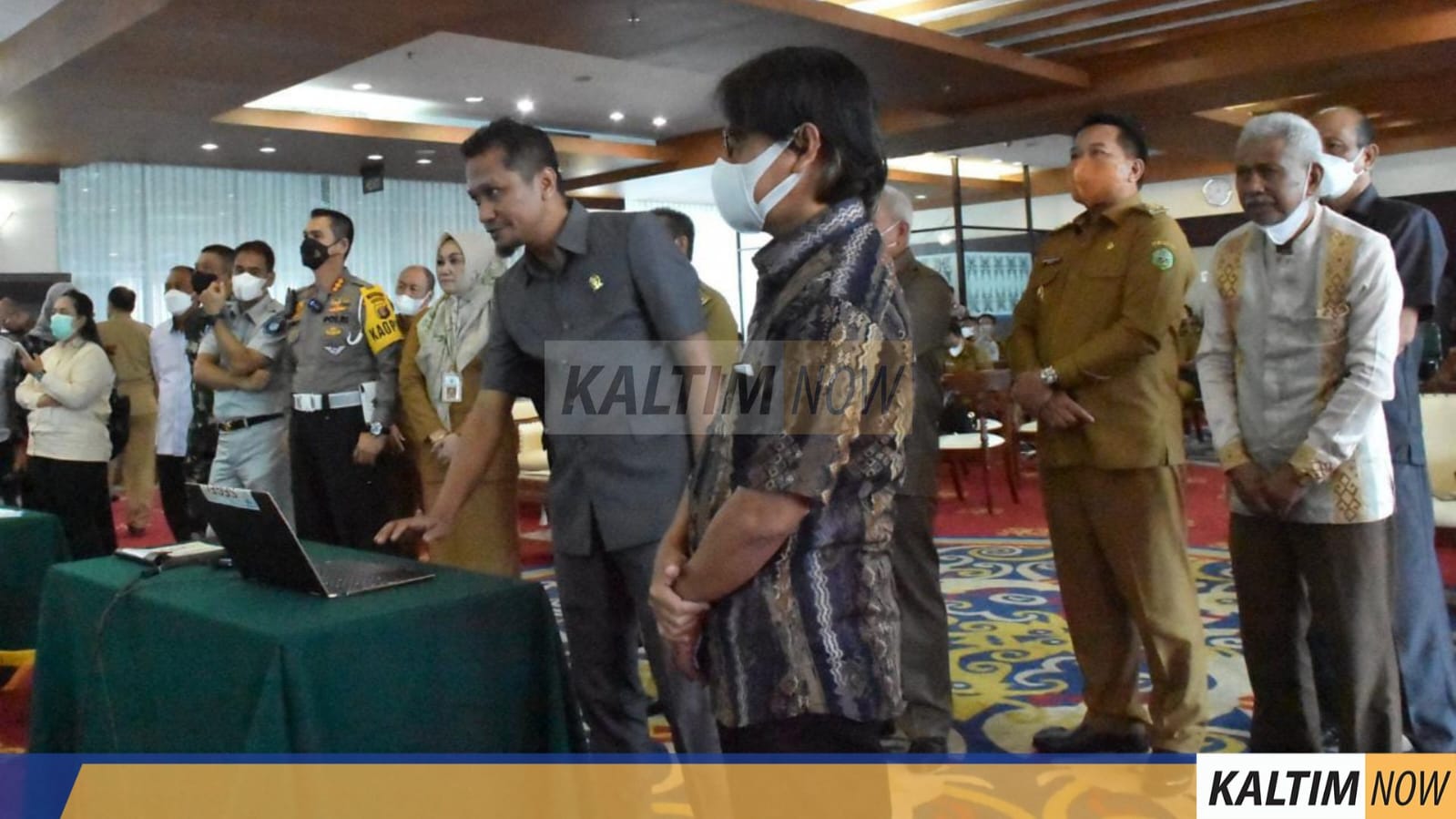 Nidya Listiyono, menghadiri Gebyar Pajak 2022 yang diselenggarakan Badan Pendapatan Daerah (Bapenda) Provinsi Kaltim, di ruang Ruhui Rahayu, Kantor Gubernur Kaltim, Senin (10/10/2022). Sumber: Humas DPRD Kaltim