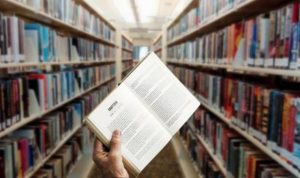 Ilustrasi Perpustakaan. Pixabay