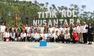 WhatsApp Image 2022-11-11 at 22.15.45 DPRD Provinsi Kalimantan Timur (Kaltim) hadir pada puncak peringatan Hari Sumpah Pemuda ke-94, yang digelar di titik nol Ibu Kota Negara (IKN) Nusantara, Jumat (28/10/2022). Sumber: Humas DPRD Kaltim