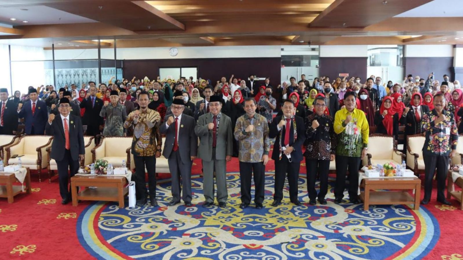 Ketua Komisi II DPRD Provinsi Kalimantan Timur (Kaltim), Nidya Listiyono menghadiri acara pengukuhan pengurus Ikatan Sarjana Pendidikan Indonesia (ISPI) Kaltim, masa bakti 2022-2027, di Ruang Ruhui Rahayu, Kantor Gubernur Kaltim, Kamis (3/11/2022). Sumber: Humas DPRD Kaltim