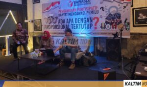Diskusi Publik Bawaslu Kaltim