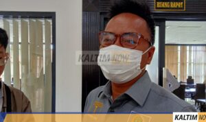 Ketua Komisi I DPRD Kaltim Baharuddin Demmu