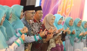 Hadiri HUT ke-40 Desa Bukit Raya, Wakil Ketua DPRD Kaltim Harap Semakin Berkembang