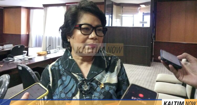 Ketua komisi III DPRD provinsi Kaltim Veridiana Huraq Wang