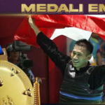 Atlet pencak silat Indonesia, Iqbal Candra Pratama, meraih medali emas SEA Games 2023 di kelas F tanding putra (70-75 kilogram). (Foto: Twitter/@Kemenpora)