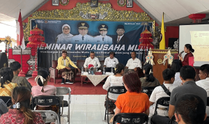 Foto : I Gusti Bagus Putra, Saat Mengisi Materi Wirausaha Muda di Puara Jagat Hita Karana. Sumber : Kaltimnow.id Foto : I Gusti Bagus Putra, Saat Mengisi Materi Wirausaha Muda di Puara Jagat Hita Karana. Sumber : Kaltimnow.id