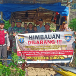 Foto ; Polsek Batu Sopang bersama dengan Danramil Batu Sopang beserta sejumlah jajaran mengimbau aktivitas pembakaran lahan. Sumber ; Polsek Batu Sopang. Foto ; Polsek Batu Sopang bersama dengan Danramil Batu Sopang beserta sejumlah jajaran mengimbau aktivitas pembakaran lahan. Sumber ; Polsek Batu Sopang.