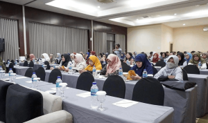 Foto : Sejumlah peserta mengikuti ujian kompetensi di Hotel Horison Sagita Balikpapan. Sumber : Kaltimnow.id Foto : Sejumlah peserta mengikuti ujian kompetensi di Hotel Horison Sagita Balikpapan. Sumber : Kaltimnow.id