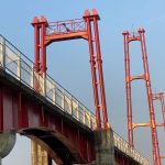 Jembatan untuk Akses Kendaraan Menuju Pulau Kumala