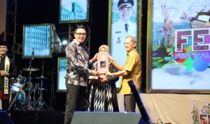 Festival Mahakam Resmi Dibuka, Andi Harun: Jadi Wadah Promosikan Sungai Mahakam
