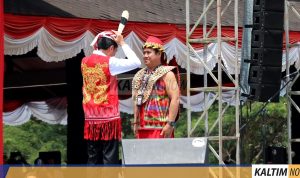 Presiden Jokowi Dapat Gelar Adat dari Suku Dayak Kutai Barat