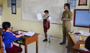 Ilustrasi sekolah yang menampung anak berkebutuhan khusus