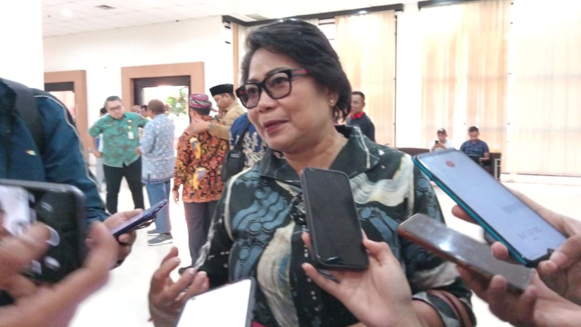 Veridiana Huraq Wang
