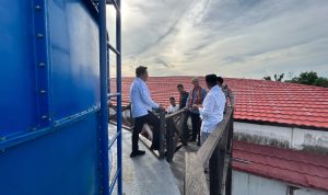 Rendi Solihin Komitmen untuk Memperbaiki Pasokan Air Bersih dan Listrik di Desa Muara Pantuan