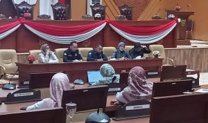 Pansus DPRD Samarinda Bahas Raperda Jaminan Produk Halal dan Higienis