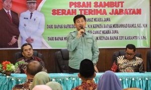 Sekda Kukar Hadiri Serah Terima Jabatan Camat Muara Jawa