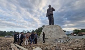Wakil Bupati Kukar Safari Ramadan ke Sangasanga, Kunjungi Pembangunan Patung Bung Karno