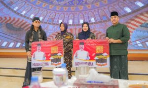 Warga Tenggarong Terharu Dapat Hadiah Umrah dari Bupati Kukar