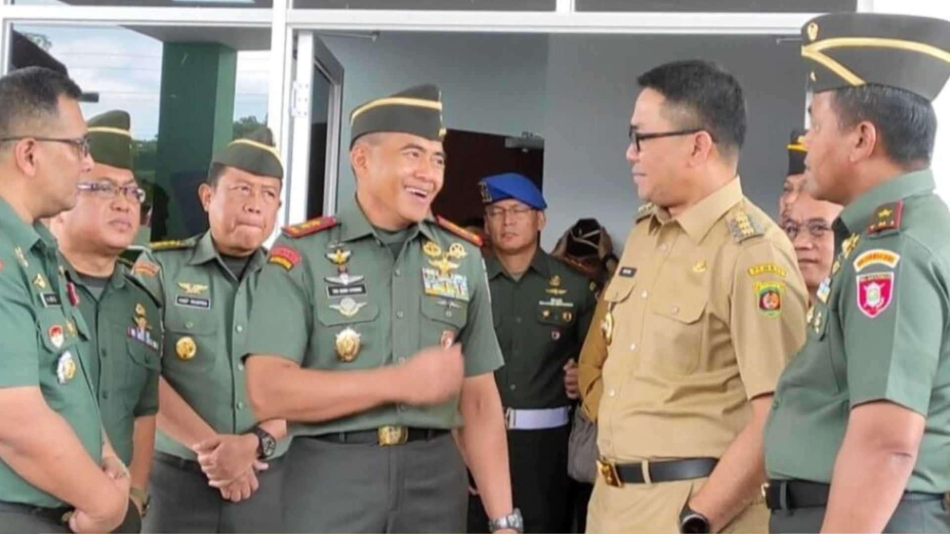 Andi Harun Apresiasi TNI, Rumah Sakit Awang Long Siap Layani Warga dengan Tenaga Medis Profesional