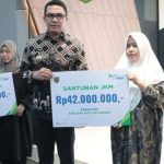 Pemkot Samarinda Berikan Santunan kepada Keluarga Penyelenggara Pemilu 2024 yang Wafat