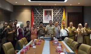 Andi Harun Beri Arahan kepada Guru Honorer Samarinda yang Telah Diangkat Menjadi PPPK