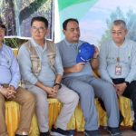 Asisten I Kukar Dukung Program Rehabilitasi DAS dengan Penanaman Mangrove