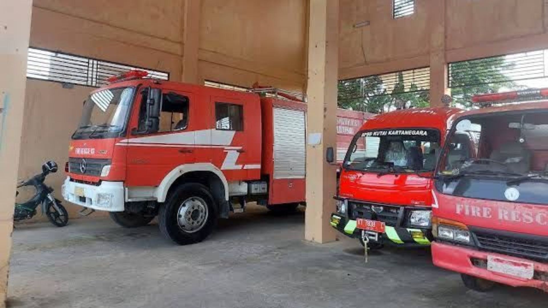 Mobil damkar