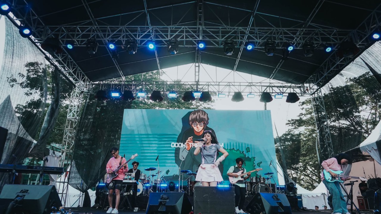 Foto : Paw's Latter Tampil Jadi Band Pembuka D'Masiv di Kota Bontang.