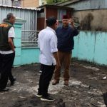 Tinjau Korban Kebakaran di Loa Ipuh, Bupati Kukar Ajak Warga Tingkatkan Kewaspadaan