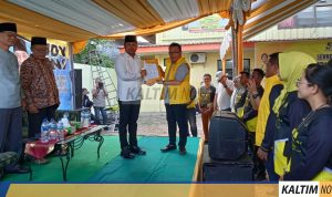Deklarasi Pemenangan Rudy-Seno, Ratusan Warga Tenggarong Hadiri Pengukuhan Tim Relawan