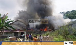 Kebakaran di Samarinda, Delapan Rumah dan Satu Kontrakan Ludes Terbakar