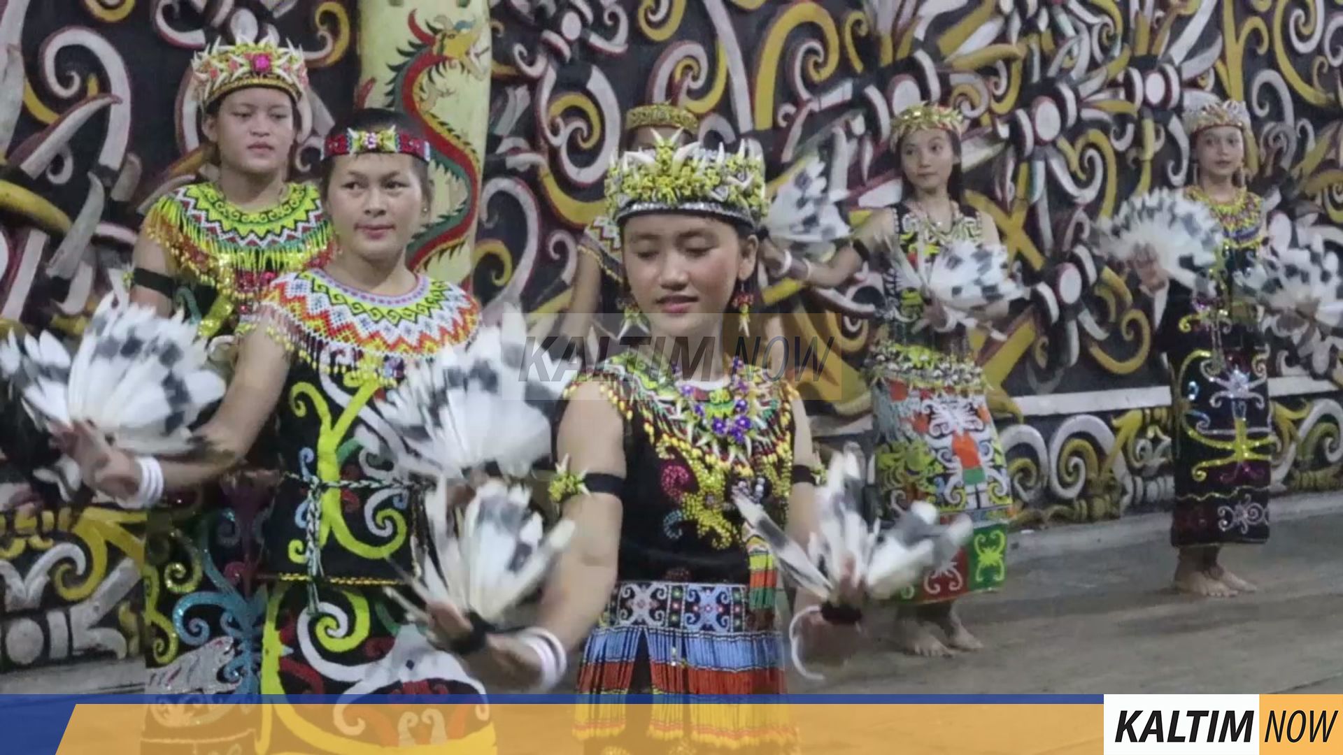 Tarian dayak desa budaya pangpang