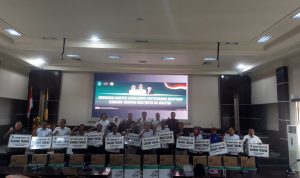 Dispora Kaltim Salurkan Bantuan Laptop dan Printer untuk Karang Taruna di 8 Kabupaten/Kota