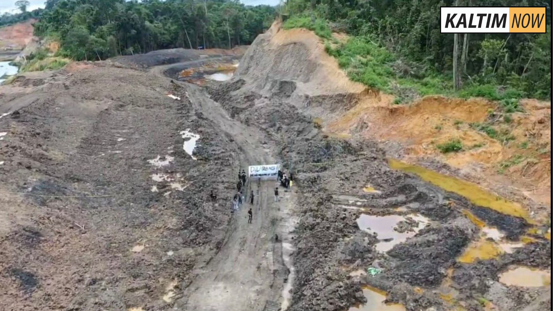 Foto: Kawasan Hutan Unmul Terkena Dampak dari Tambang Ilegal. Sumber: BEM KM Unmul.