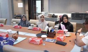 Finalis Grand Puteri Muslimah Kaltim 2025 Asal Samarinda Dapat Dukungan Langsung dari Wakil Wali Kota