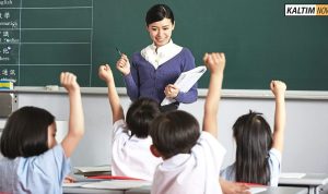 Foto : Ilustrasi Mengajar di Sekolah. Sumber : Istimewa. Foto : Ilustrasi Mengajar di Sekolah. Sumber : Istimewa.