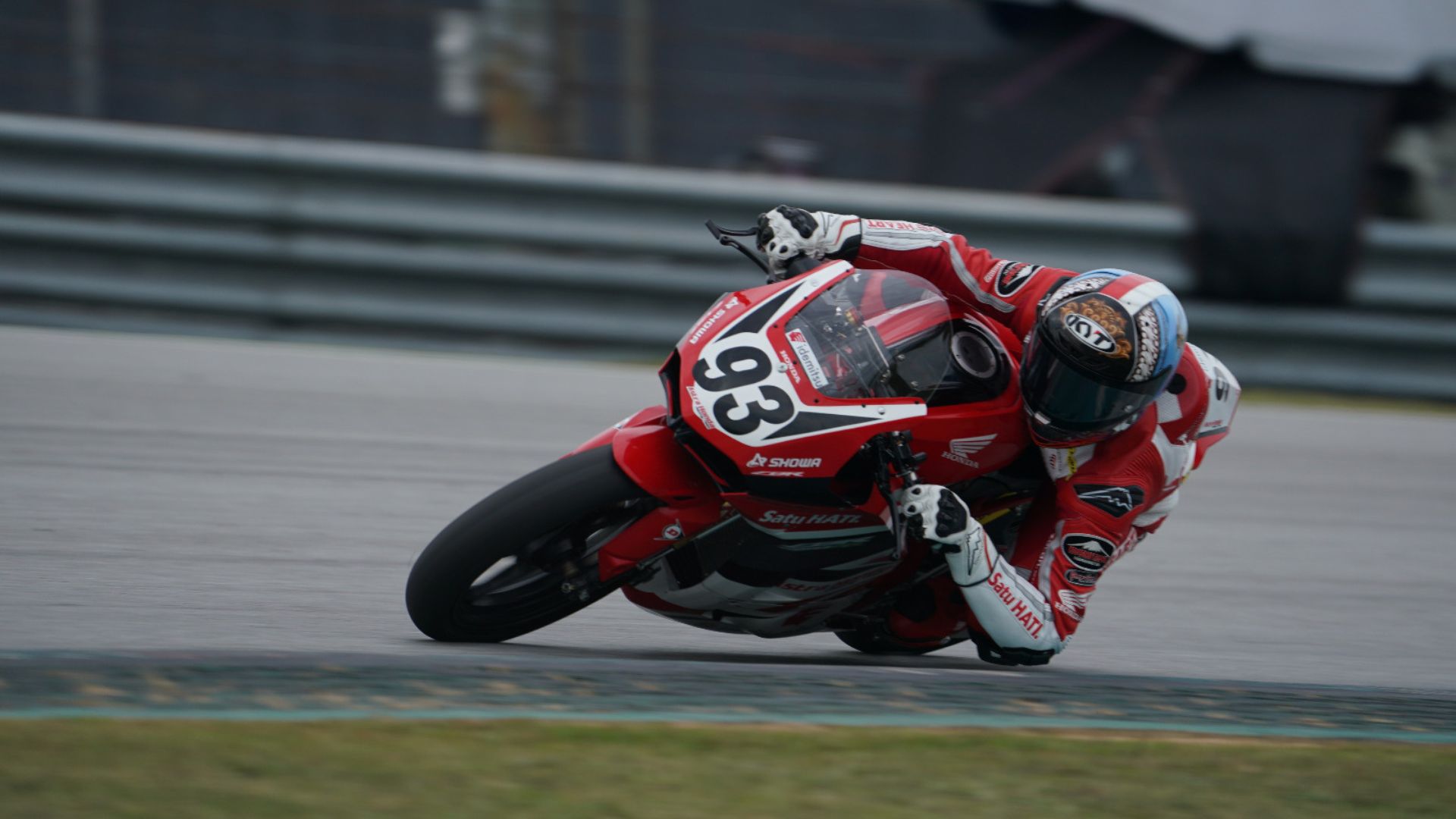 Foto: Fadillah Arbi Aditama Debut di Moto3 Austria. Sumber: VOI.