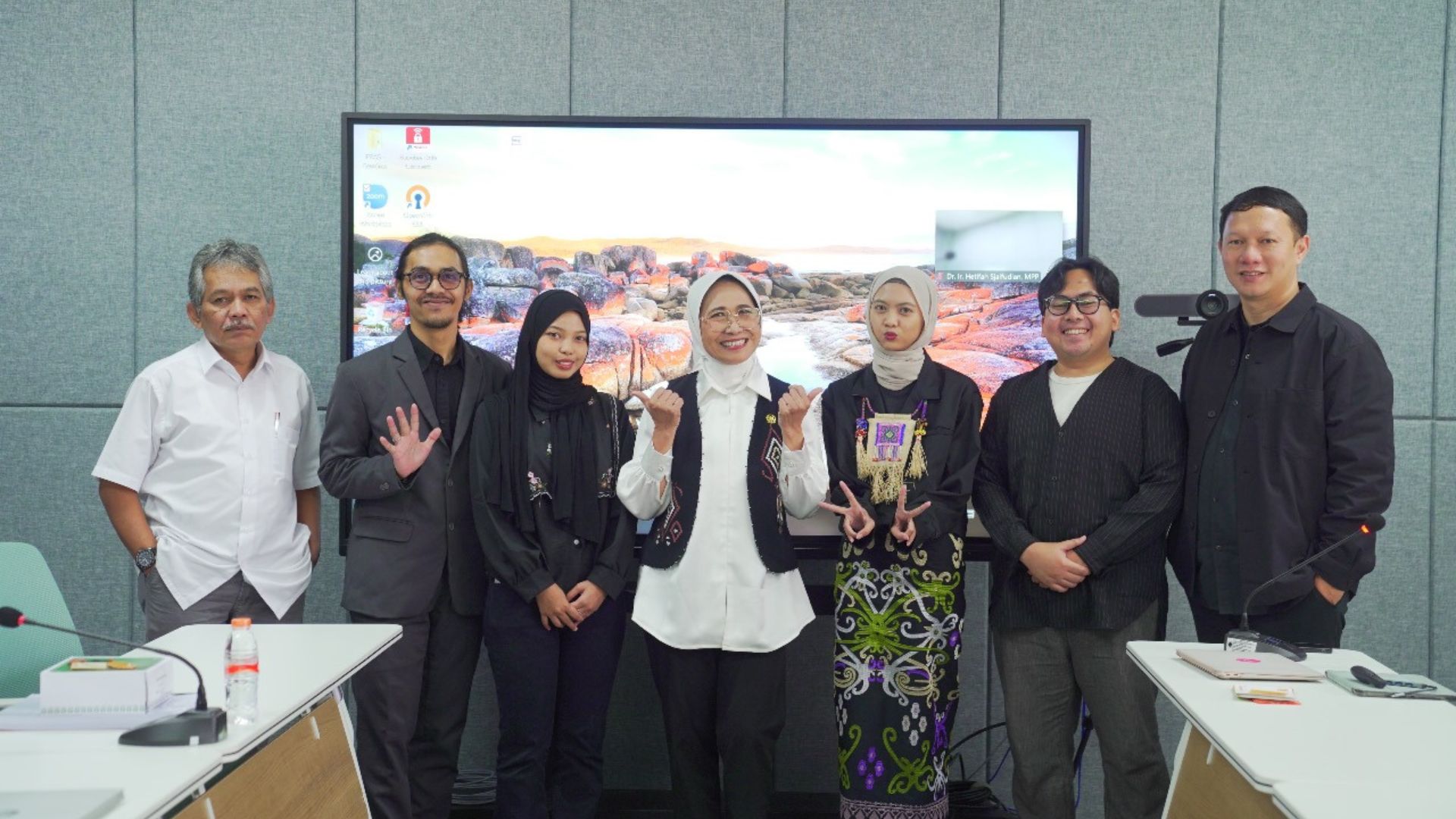 Foto: Lulusan S2 ITB dari Kaltim Angkat Budaya Dayak Modang Lewat Teknologi Imersif. Sumber: Istimewa.