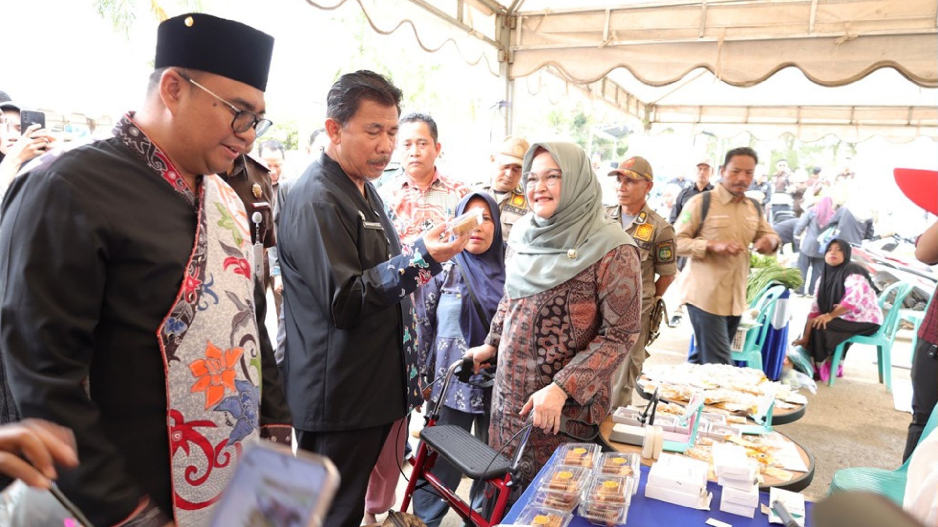 Gerakan Pangan Murah di Tenggarong, Bupati Aulia Ingatkan Warga Tak Borong Berlebihan