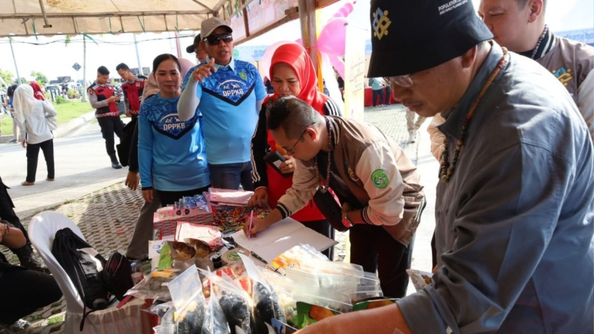 Meriah, Harganas ke-32 di Kukar Diramaikan Gelar Dagang UPPKA
