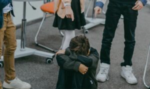 Foto: Ilustrasi bullying di lingkungan pendidikan. Sumber: Istimewa. Foto: Ilustrasi bullying di lingkungan pendidikan. Sumber: Istimewa.