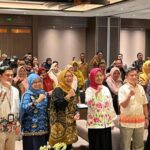 Foto: Hetifah Dorong Guru di Kutai Kartanegara Kuasai Pemanfaatan AI dalam Pembelajaran. Sumber: Istimewa. Foto: Hetifah Dorong Guru di Kutai Kartanegara Kuasai Pemanfaatan AI dalam Pembelajaran. Sumber: Istimewa.